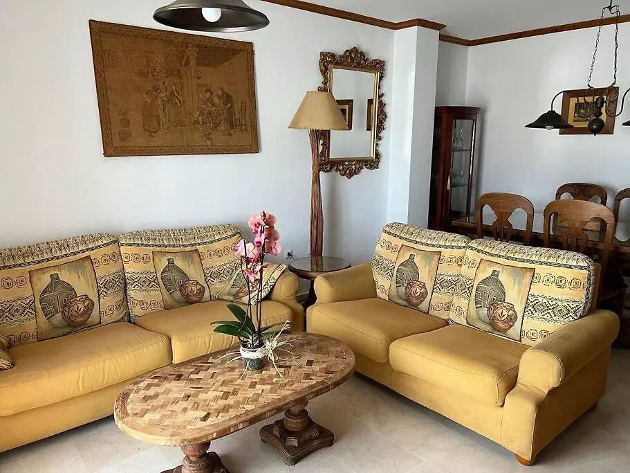 Ferienwohnung Piso En El Centro Con Parking La Línea de la Concepción
